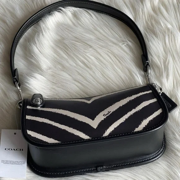 CM514 - Coach Swinger 20 with Zebra Print - Picture 5 of 12